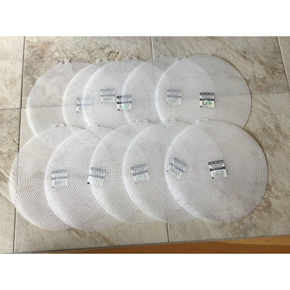 Plastic Canvas  7 Mesh Count 9"-Circle Clear by Uniek lot of 10 NWT